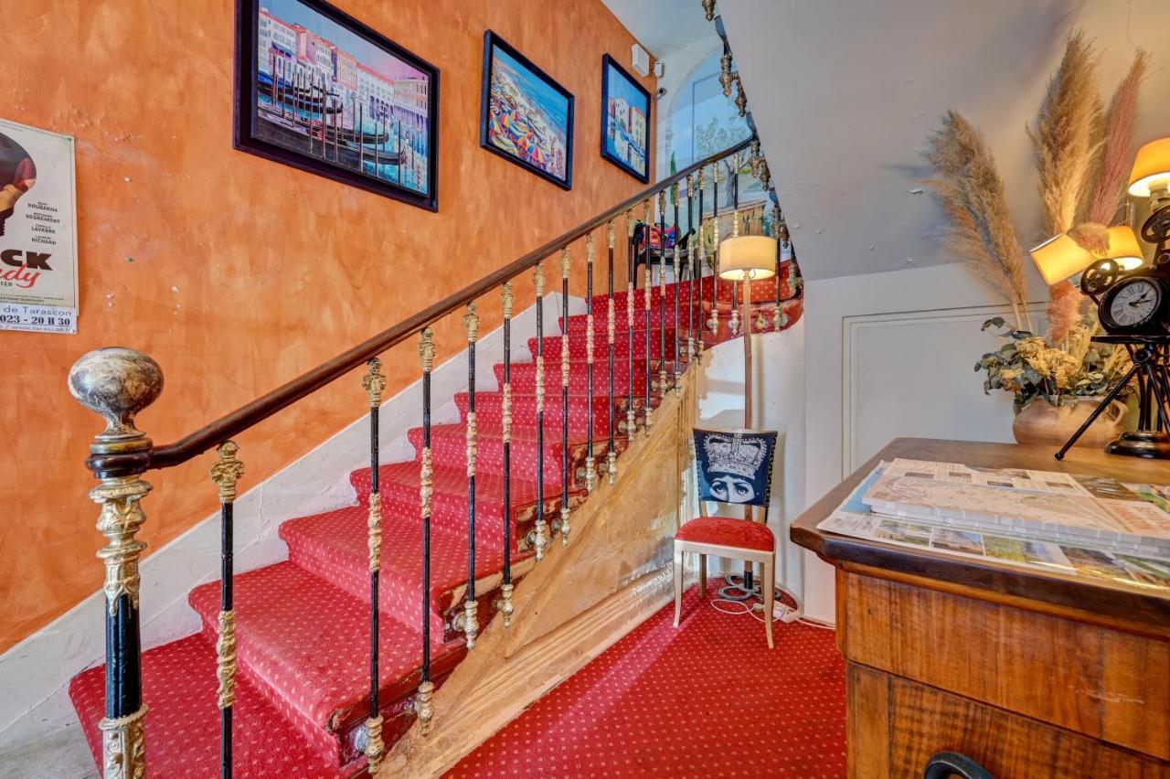 Hotel Des Artistes Тараскон Экстерьер фото